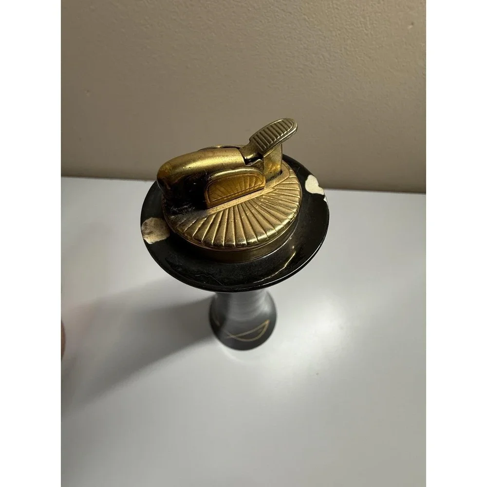 Vintage Collectible Evans Table Lighter